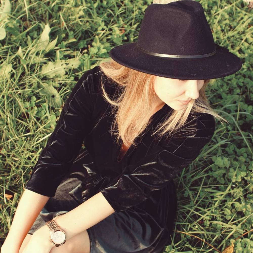 Meet your Posher, Juliya